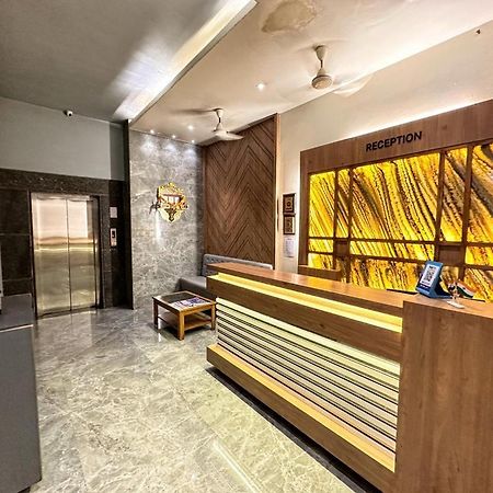 Hotel Hill View Nalasopara Екстер'єр фото
